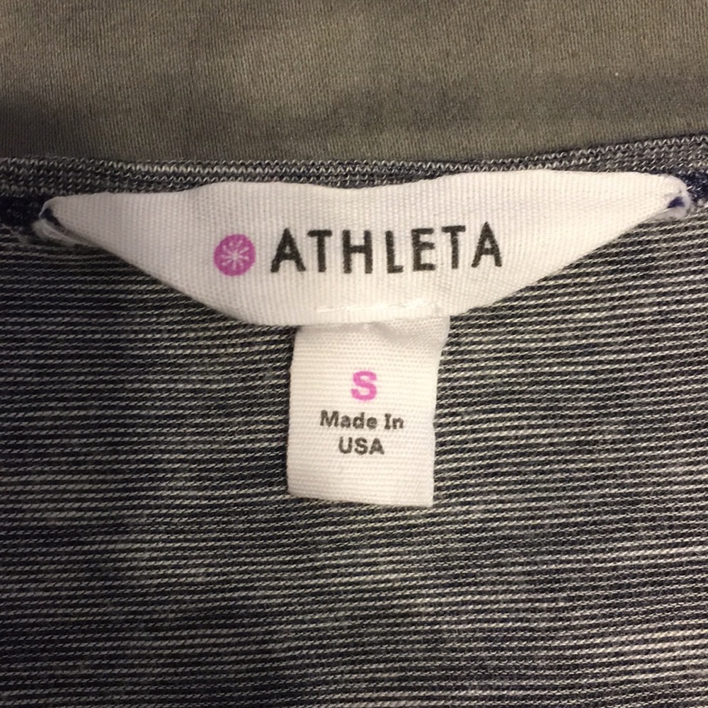 athleta casual wear t shirt